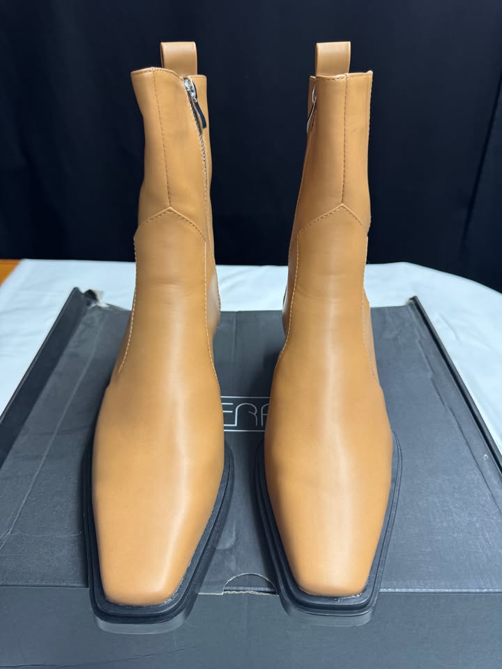 THERAPY leather boot caramel AU 9
