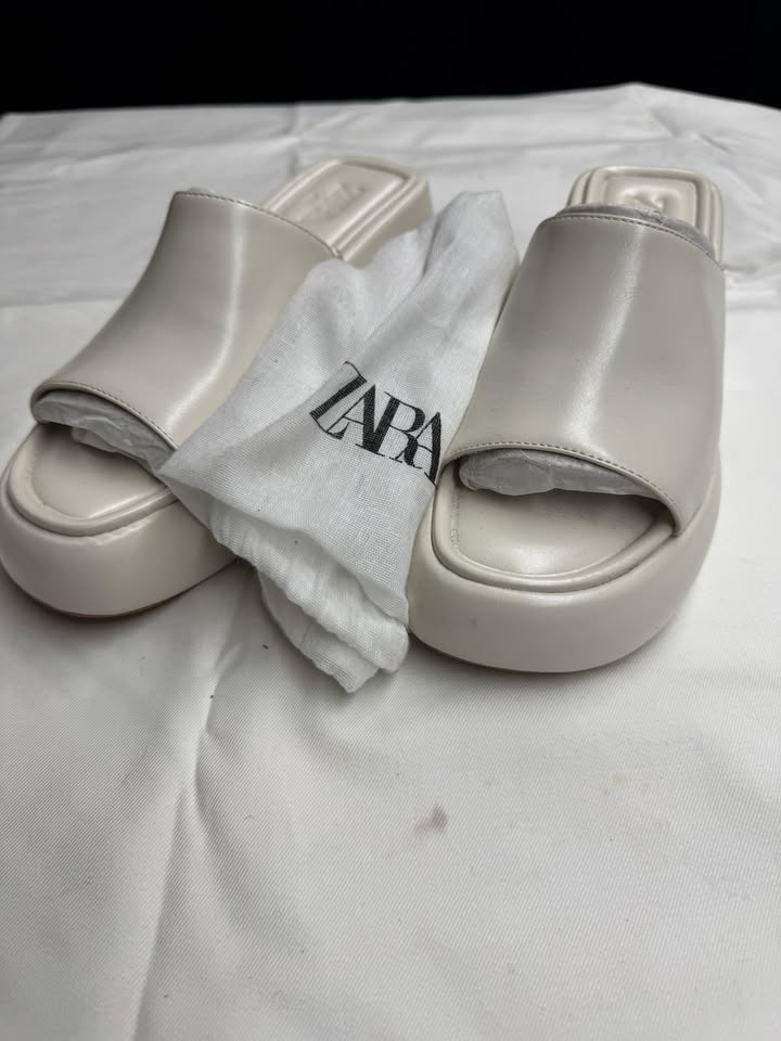 ZARA chunky beige sandal mule EU41