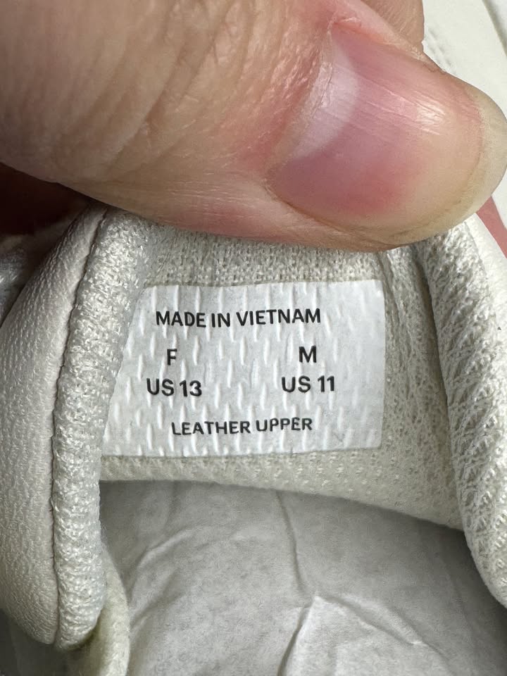 EVERLANE mens leather sneaker white cream US 12/ AU & UK 10