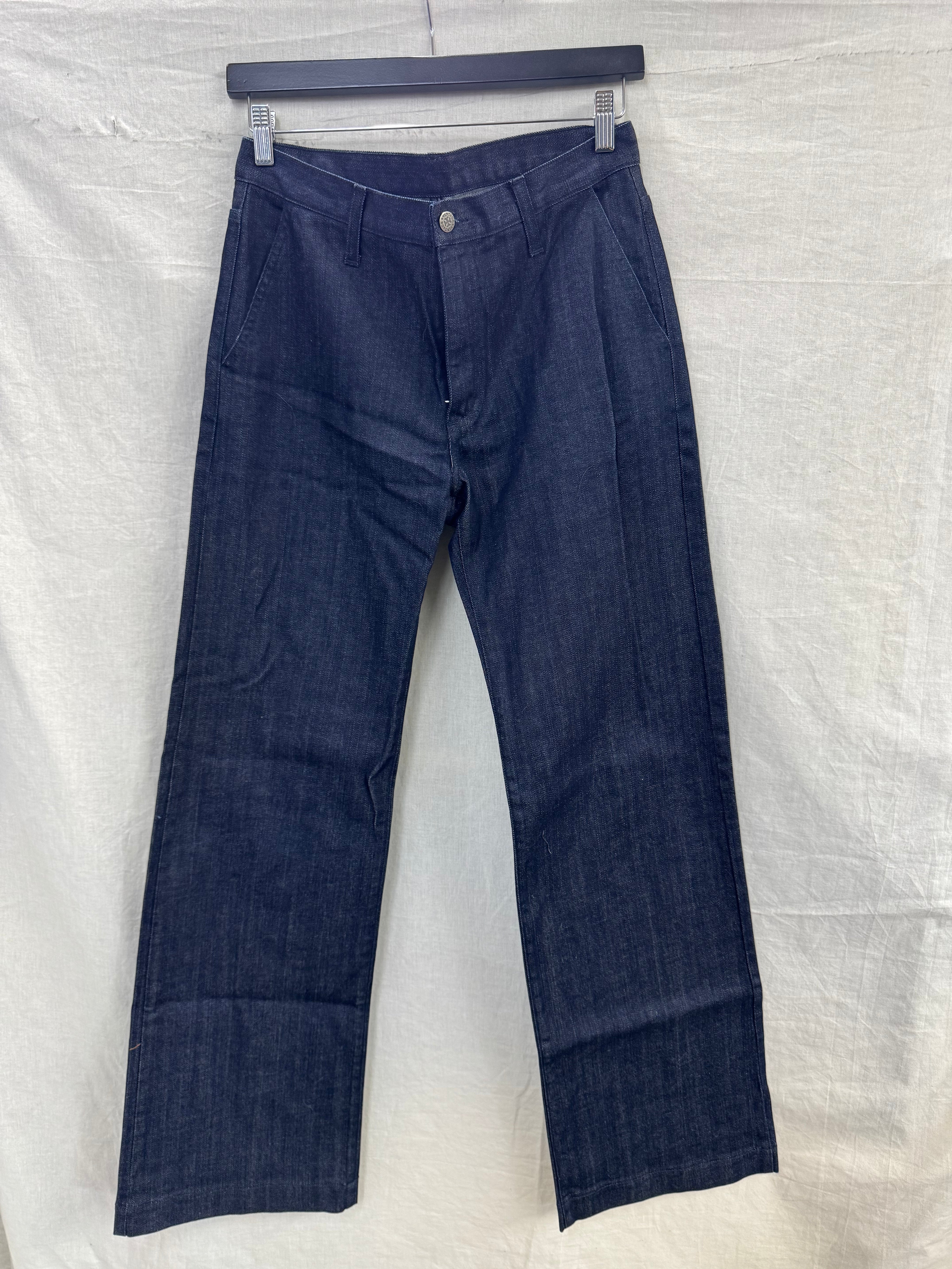 ARCHIVE NO. 16, THE UNKNOWN JEAN AU10/28