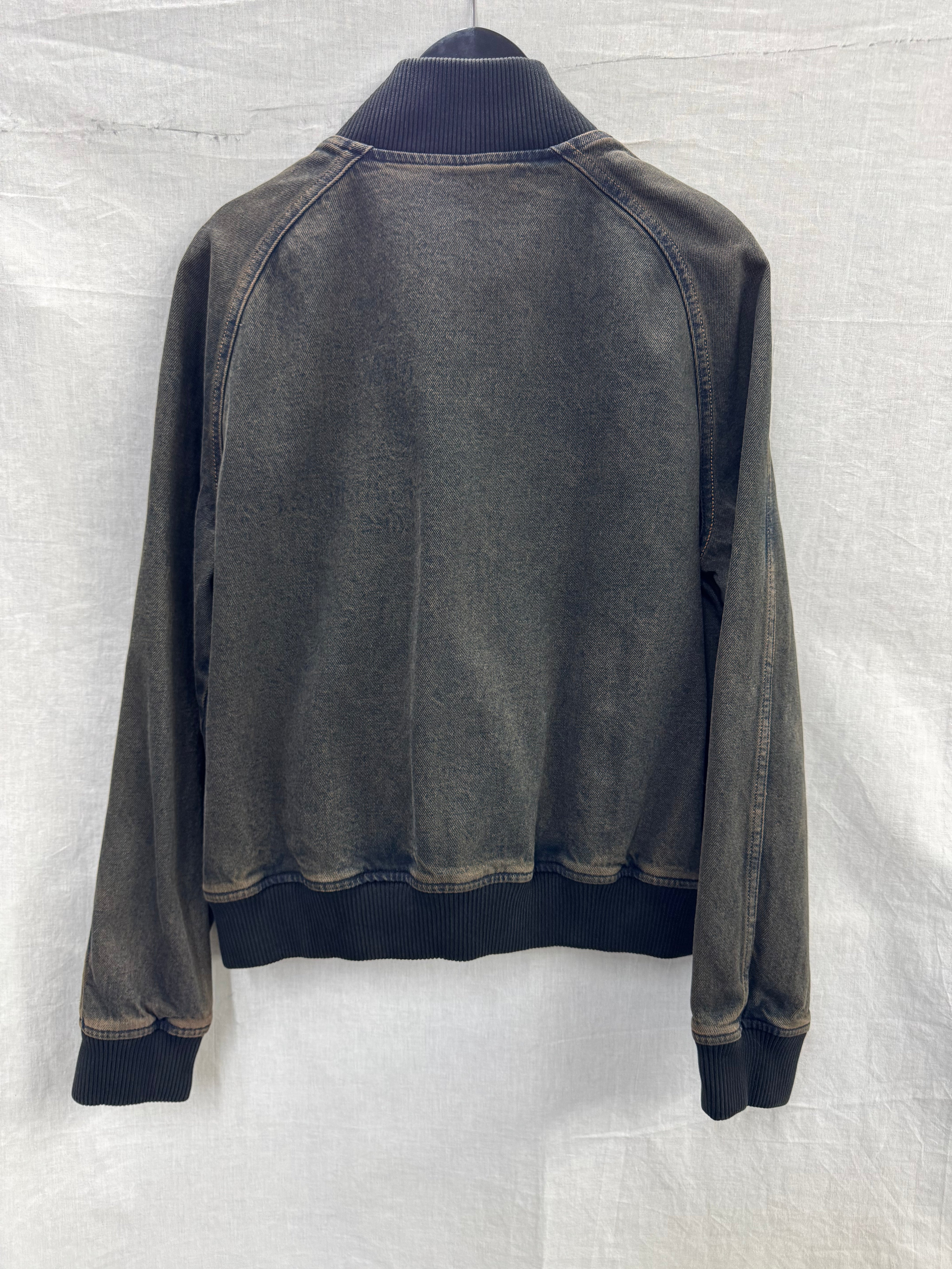 ARCHIVE NO. 76, THE ADA BOMBER AU - S
