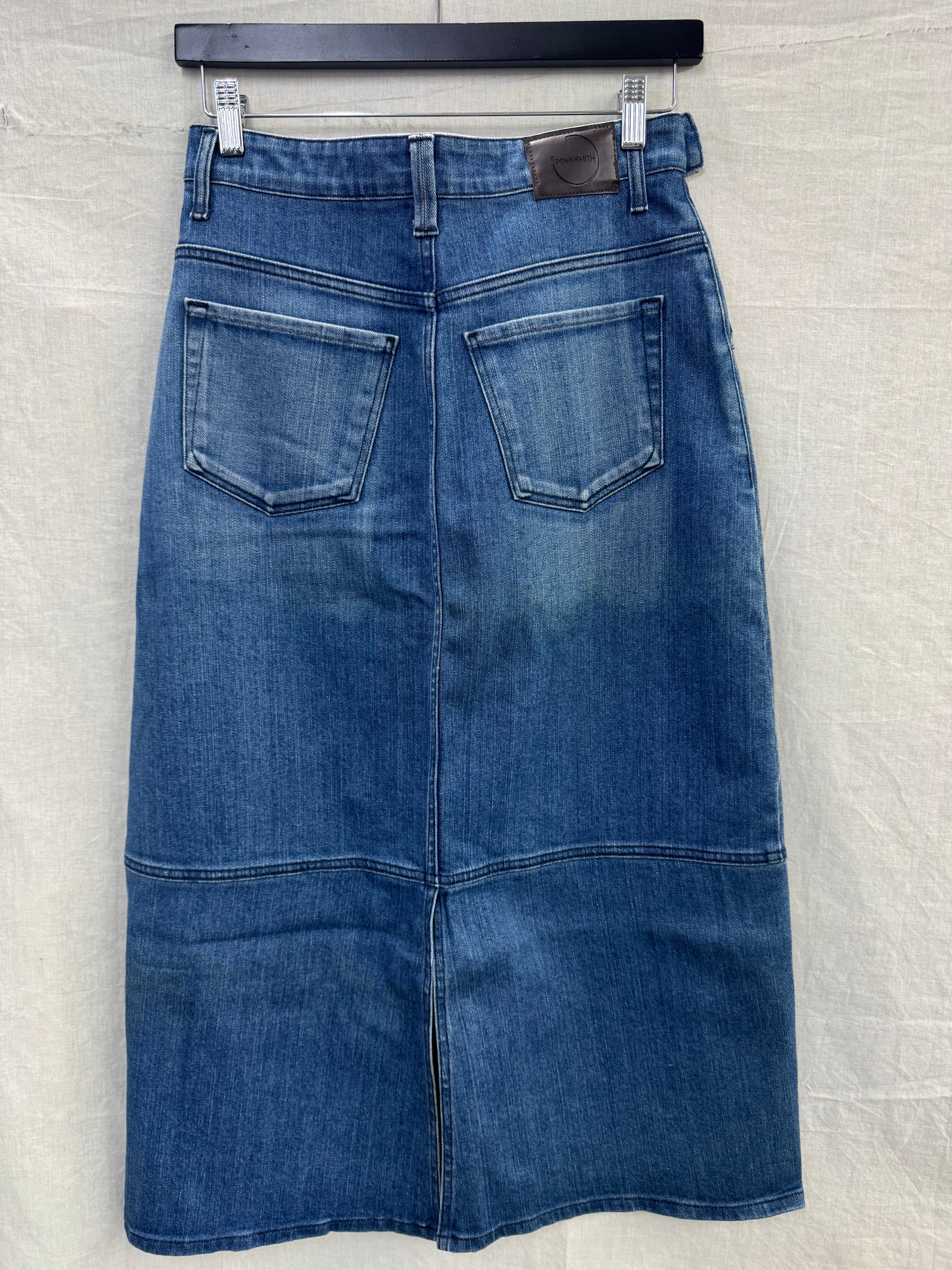 ARCHIVE NO. 102, THE UNKNOWN SKIRT AU10/28
